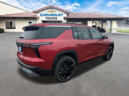 New 2025 Chevrolet Traverse LT w/ Enhanced Driving Package image 8