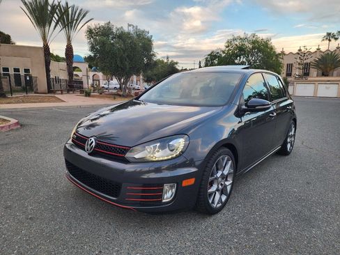 Used 2013 Volkswagen GTI Driver's Edition image 38