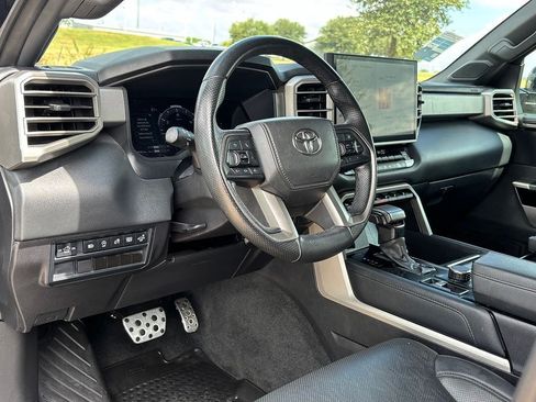 Used 2025 Toyota Tundra Limited w/ TRD Off-Road Package AWD/4WD image 11