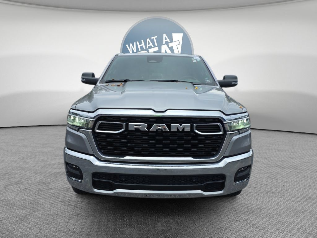 Used 2025 RAM 1500 Big Horn AWD/4WD image 9