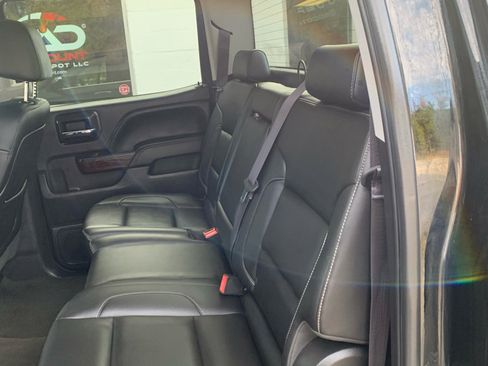 Used 2014 GMC Sierra 1500 SLT w/ SLT Crew Cab Value Package image 8