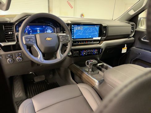 New 2025 Chevrolet Silverado 1500 LT w/ All Star Edition Plus image 28