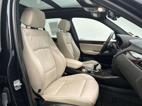 Used 2017 BMW X3 xDrive28i image 29