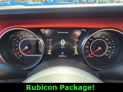 Used 2022 Jeep Gladiator Rubicon w/ Trailer Tow Package image 30