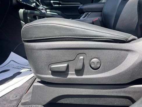 Certified 2025 Kia Telluride S FWD image 10