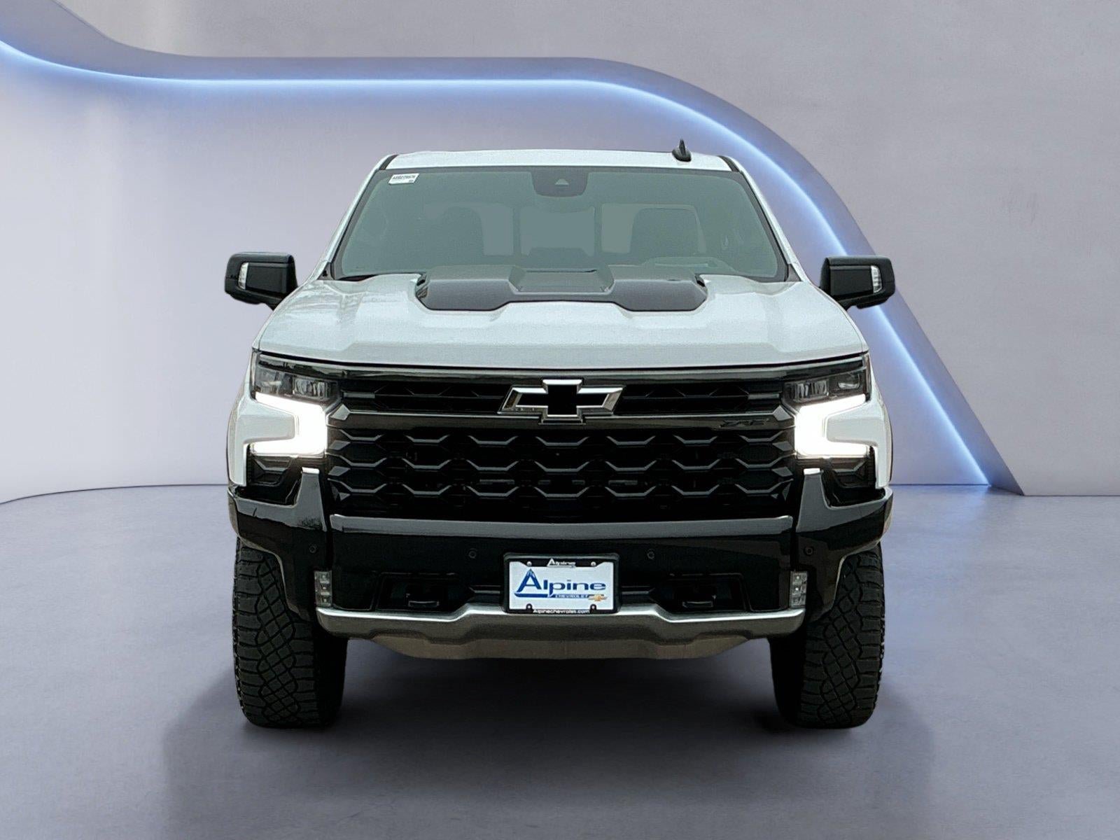 Used 2025 Chevrolet Silverado 1500 ZR2 w/ Technology Package AWD/4WD image 8