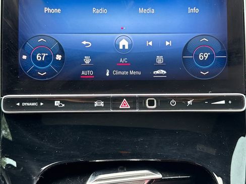 Used 2022 Mercedes-Benz C 300 Sedan image 23