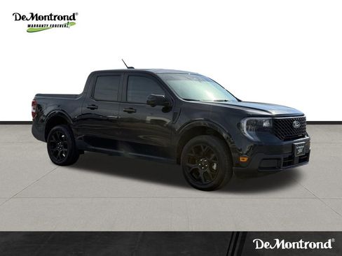 Used 2025 Ford Maverick Lariat w/ Black Appearance Package image 3