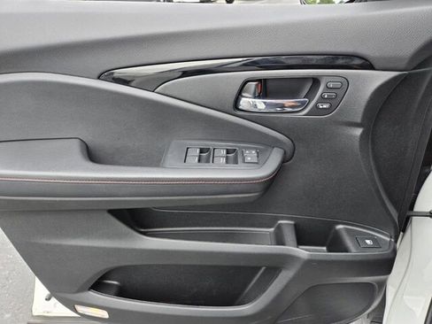 Used 2021 Honda Ridgeline Black Edition image 31