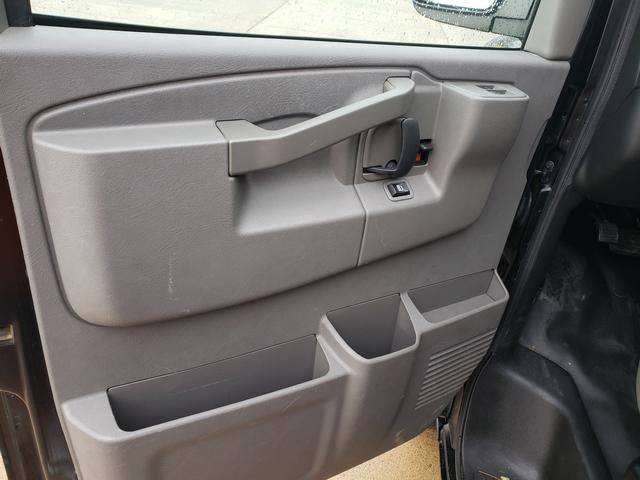 Used 2017 Chevrolet Express 3500 LS RWD image 11