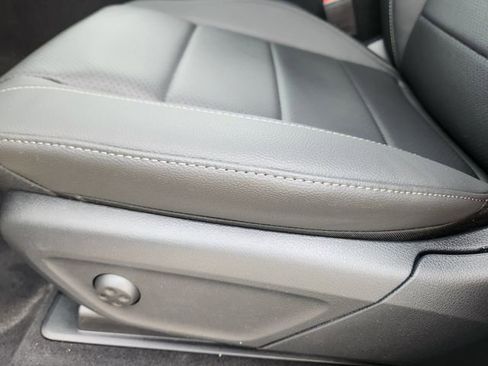 New 2026 Mercedes-Benz GLE 350 4MATIC image 9