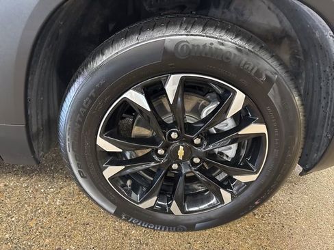 Used 2023 Chevrolet TrailBlazer LT image 9