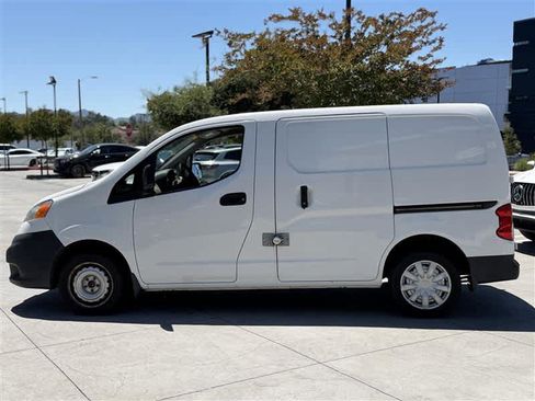 Used 2019 Nissan NV200 S FWD image 3