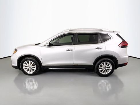 Used 2018 Nissan Rogue SV image 6