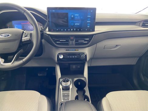 Used 2025 Ford Escape SE image 21