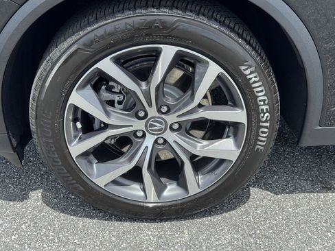 Used 2024 Acura MDX SH-AWD w/ Technology Package image 10
