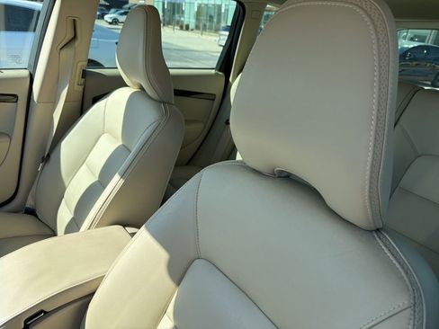 Used 2015 Volvo XC70 T5 Premier FWD image 5