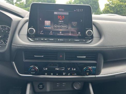 Certified 2026 Nissan Rogue SV AWD/4WD image 25