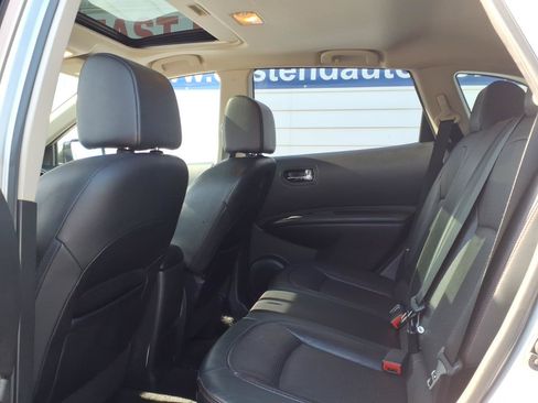 Used 2013 Nissan Rogue SL AWD/4WD image 12
