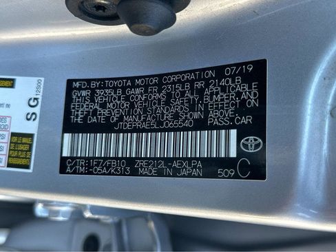 Used 2020 Toyota Corolla LE w/ Carpet Mat Package (TMS) image 39