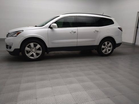 Used 2017 Chevrolet Traverse Premier FWD image 2
