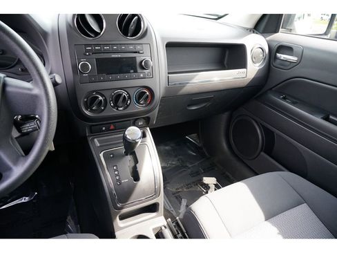 Used 2009 Jeep Patriot Sport image 19