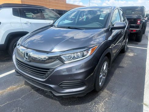 Used 2022 Honda HR-V LX image 1
