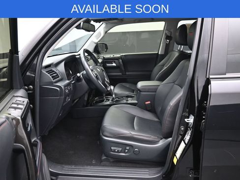 Used 2024 Toyota 4Runner TRD Off-Road Premium w/ Moonroof Package AWD/4WD image 9