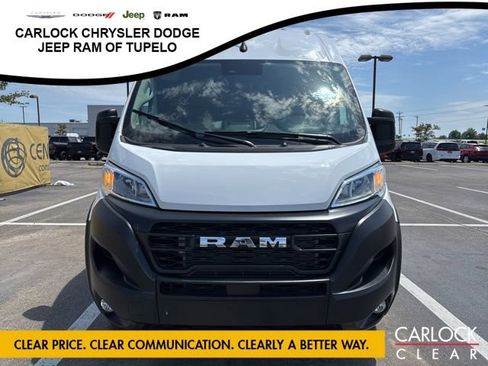 Used 2026 RAM ProMaster 2500 w/ Convenience Group FWD image 3