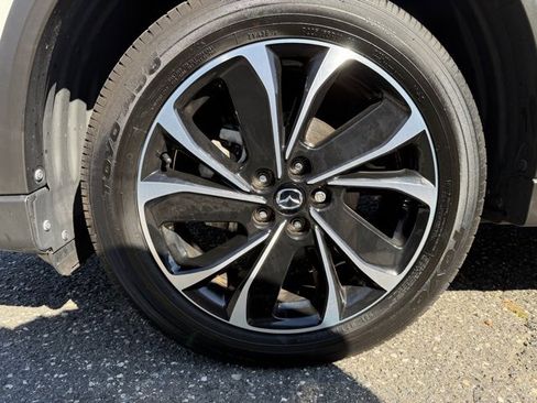 Used 2023 MAZDA CX-5 AWD 2.5 S w/ Premium Plus Pkg image 16