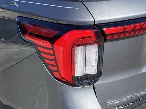 New 2026 Ford Explorer Platinum image 7