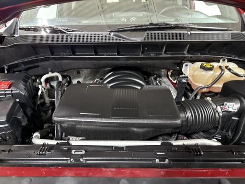 Used 2022 Chevrolet Silverado 1500 LT AWD/4WD image 24