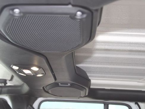 Used 2021 Jeep Wrangler Unlimited Sahara image 44