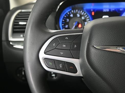 Used 2023 Chrysler 300 Touring L w/ Popular Equipment Group image 39