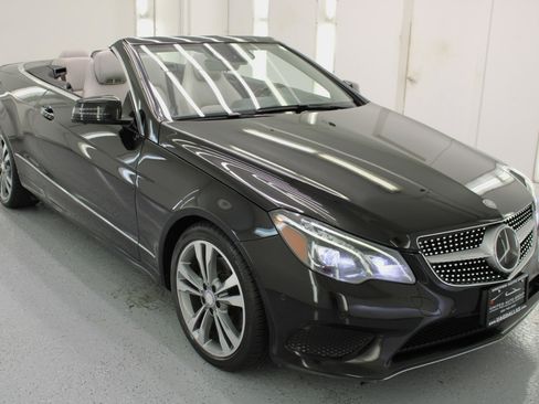 Used 2016 Mercedes-Benz E 400 Cabriolet w/ Premium 3 Package image 11