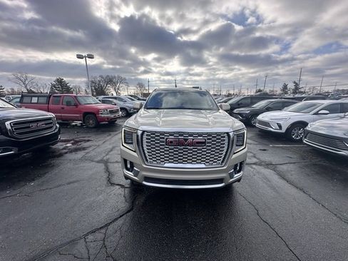 Used 2021 GMC Yukon Denali w/ Denali Ultimate Package image 8