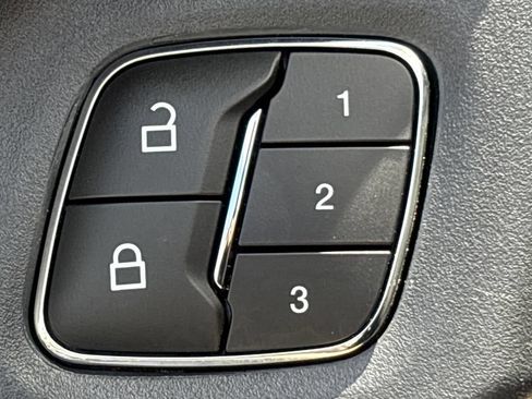 Used 2024 Ford Expedition Max Limited RWD image 37