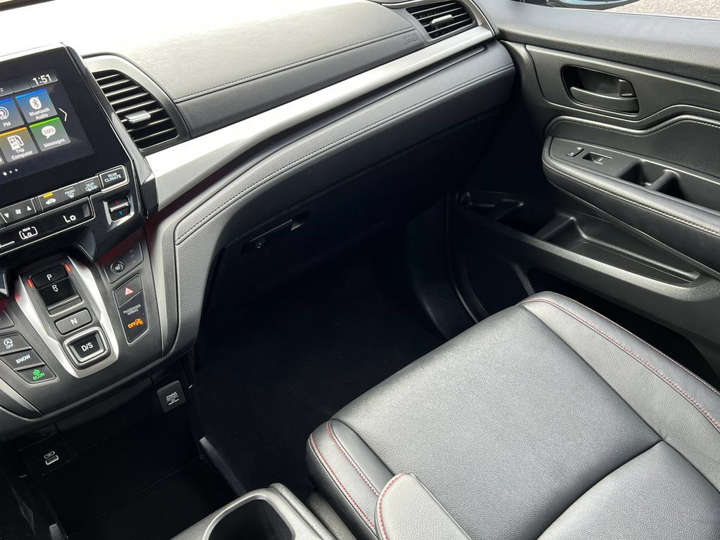 Used 2024 Honda Odyssey Sport image 35