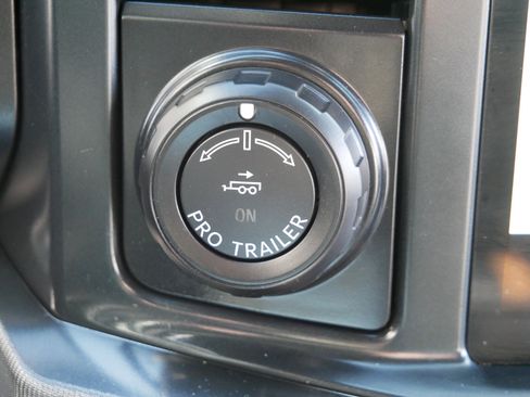 Certified 2024 Ford F350 Platinum AWD/4WD image 19