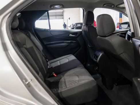 Used 2020 Chevrolet Equinox LT AWD/4WD image 36