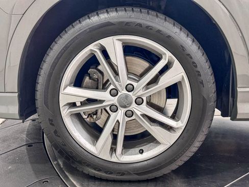 Used 2019 Audi Q3 2.0T Premium AWD/4WD image 10