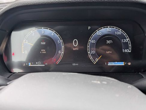 New 2025 Jeep Grand Cherokee L Limited w/ Black Appearance Package AWD/4WD image 17