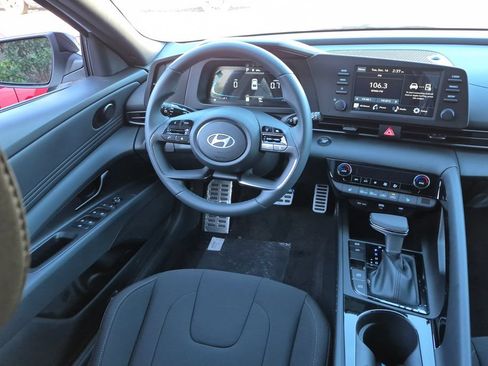 New 2026 Hyundai Elantra SEL Sport FWD image 23