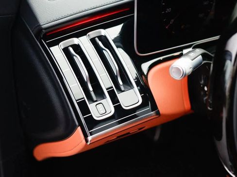 New 2026 Mercedes-Benz S 580 4MATIC Sedan image 30