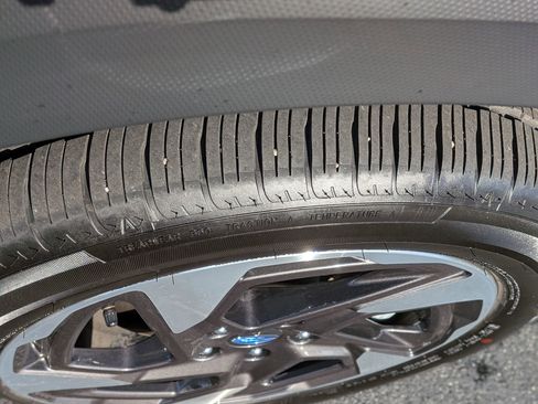 Used 2025 Subaru Crosstrek 2.5i Limited w/ Crosstrek Mirror Package image 13