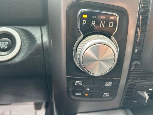 Used 2016 RAM 1500 Limited image 29