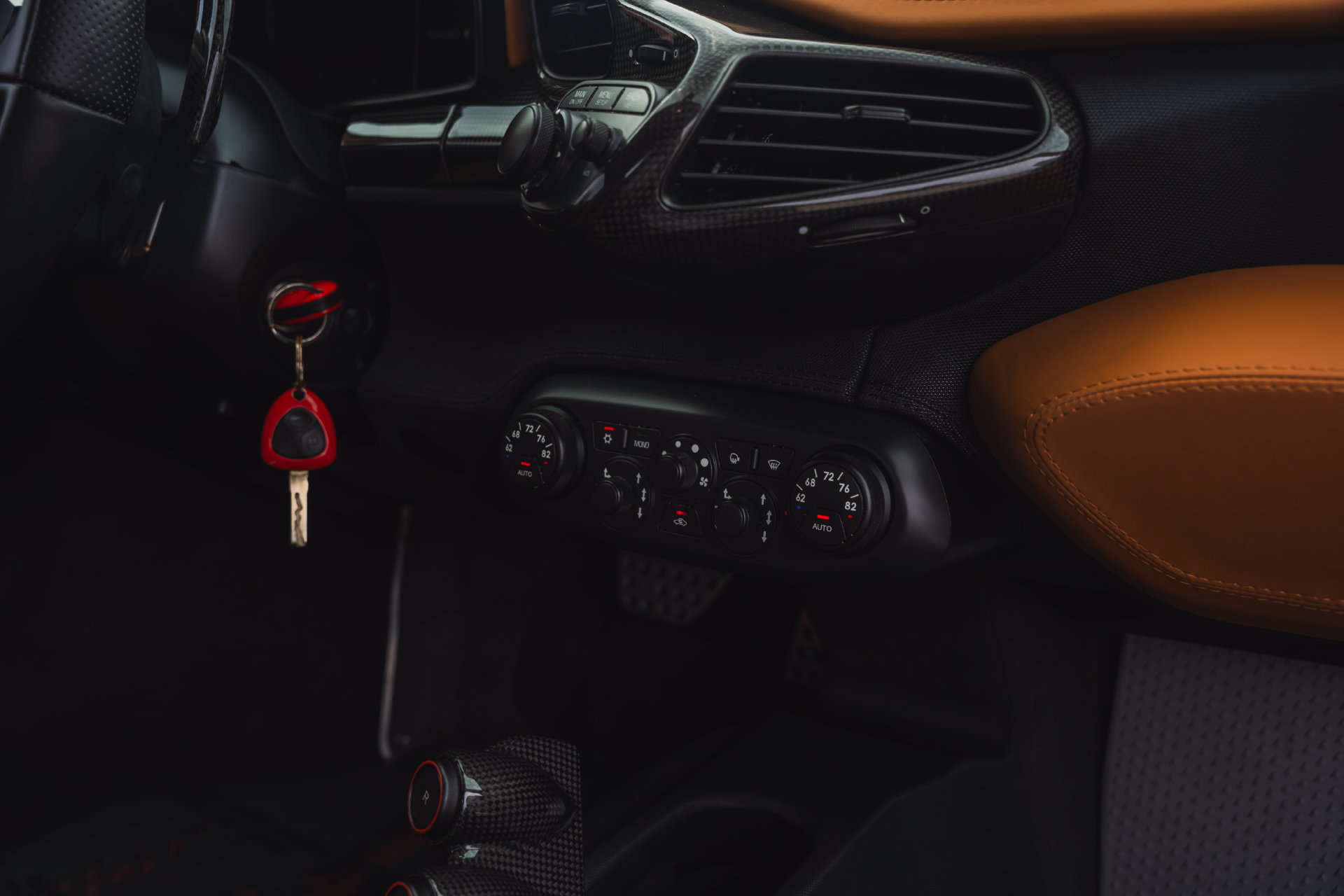 Used 2014 Ferrari 458 Speciale Coupe RWD image 74
