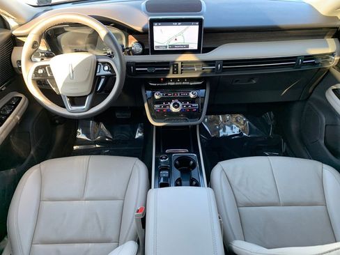 Certified 2022 Lincoln Corsair Reserve w/ Equipment Group 201A image 21