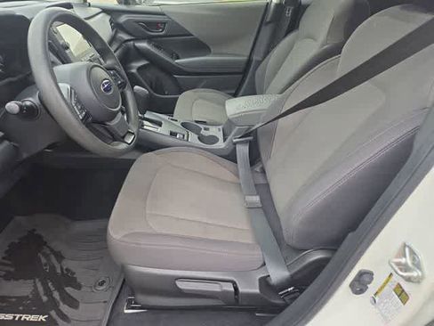 Used 2024 Subaru Crosstrek 2.0i AWD/4WD image 17