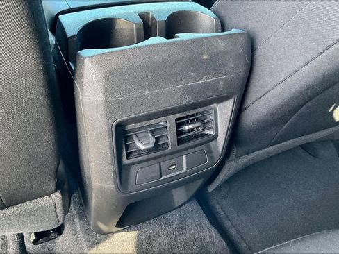 Used 2023 Chevrolet Colorado LT w/ LT Convenience Package image 33